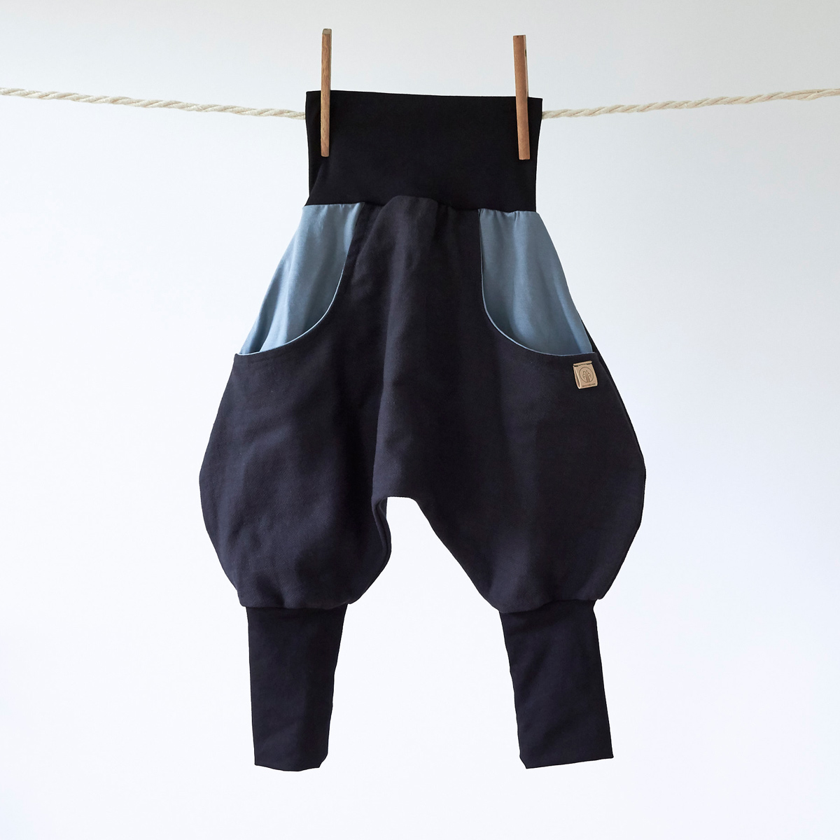 Wunschbrunnen KNICKERBOCKER Kleine Raupe