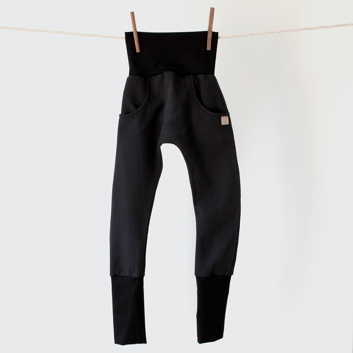 Wunschbrunnen Knickerbocker (schmal) Kleine Raupe