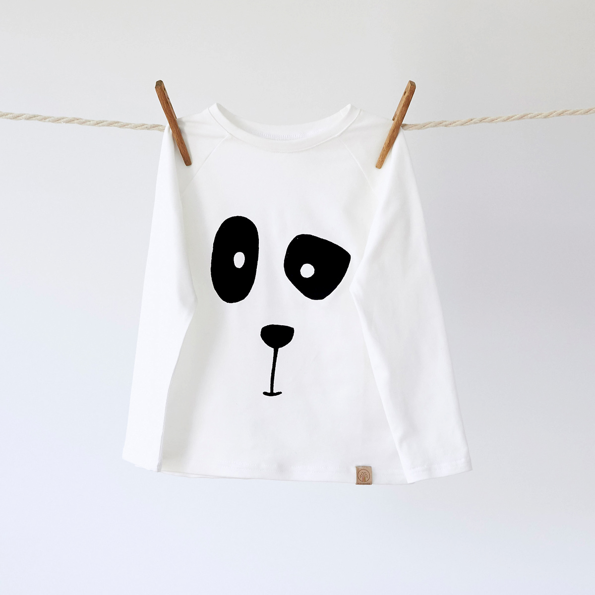 Wunschbrunnen Longsleeve Panda